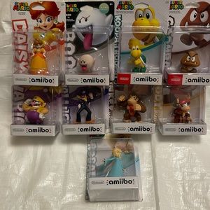 Super Mario Amiibos